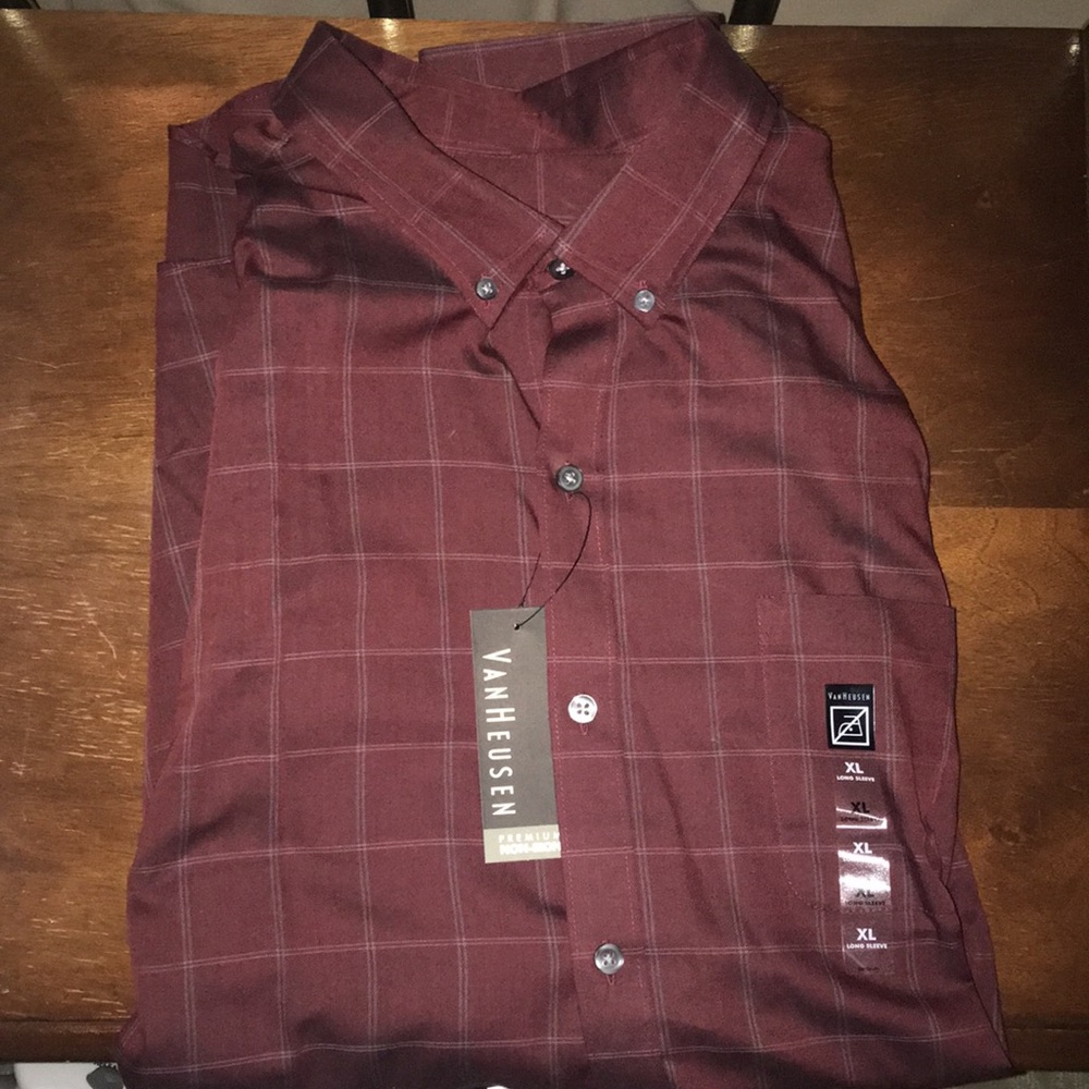 NEW WITH TAGS!!! Maroon Van Heusen button down